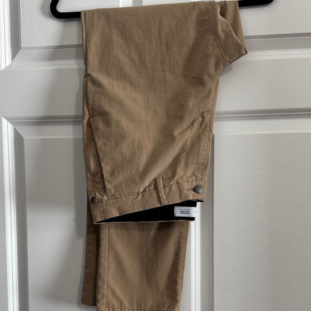 Old Navy Men's Khaki Ultimate Tech Slim